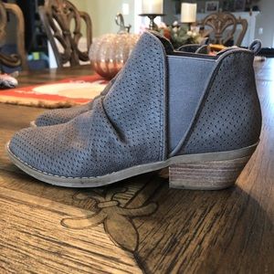 Report Gray Suede ankle booties